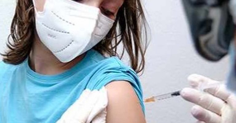 Pfizer vaccine available for children 5 to 11 years of age across the UAE_Ministry of Health urges parents to be vaccinated to keep children safe