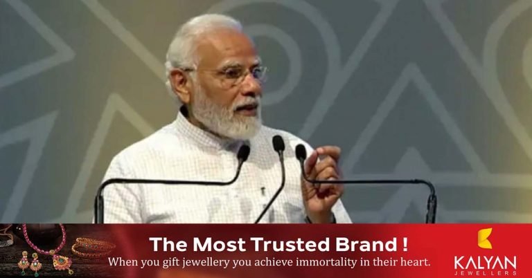 Prime Minister Narendra Modi announces financial assistance of Rs 4,000 per month for children whose parents have died due to Kovid.