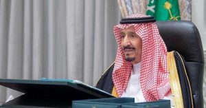 Saudi ruler Salman Raja has been admitted to hospital for a medical examination