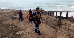 Search continues for missing Indians who fell into the sea in Salalah.
