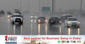 UAE warns of Dh2,000 fine for reckless driving in rain or foggy weather