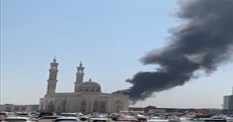 A huge fire broke out in Al Nahda area of ​​Sharjah