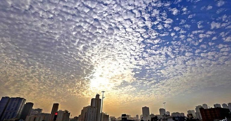 Temperatures to touch 48 degrees Celsius today in UAE- Humidity to rise