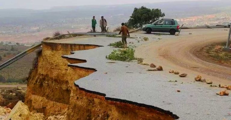 Huge flood in Libya: UAE President ordered to send emergency relief aid and rescue teams
