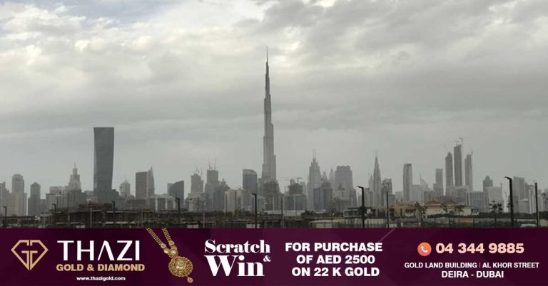 The probability of light rain on the Emirates today: the temperature will drop to 15 degrees