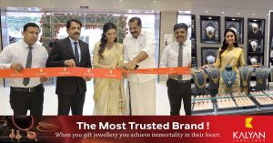 Film actress Mamta Mohandas inaugurated Kalyan Jewellers' new showroom in Adoor