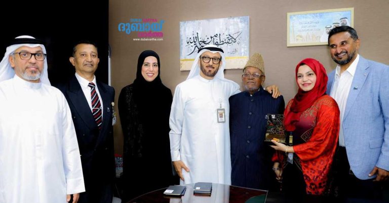 The Director General of Dubai GDRFA visited the Crescent School in Dubai.