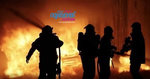 Fire breaks out in Sharjah Industrial Area_ Smoke rises